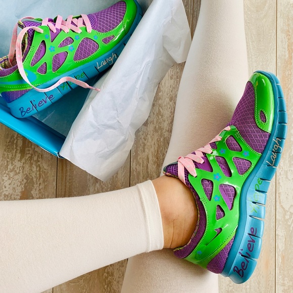 NWT Nike Free Rn Rare - Picture 2 of 8